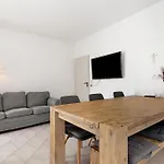 Faisst Apartment *